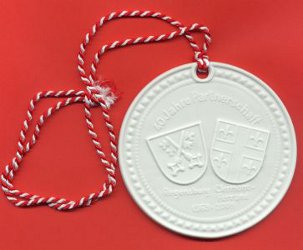 Medaille hinten