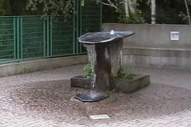 Der Brunnen